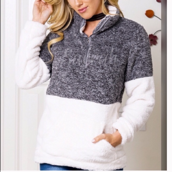 New S or M Irresistibly Soft Pullover Sweater - Picture 5 of 8